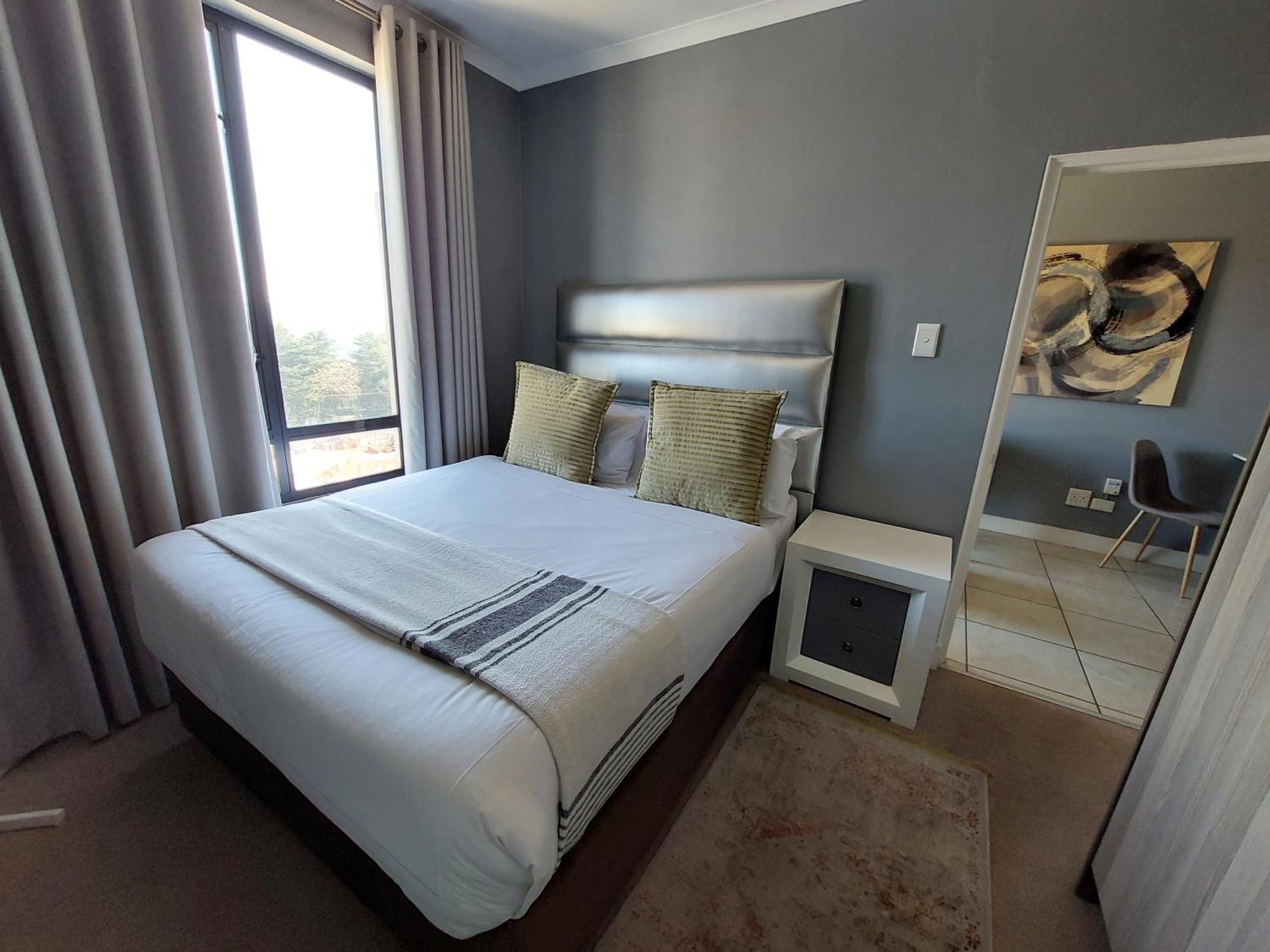 Zwelakho Furnished Apartments The Cube Joanesburgo Exterior foto